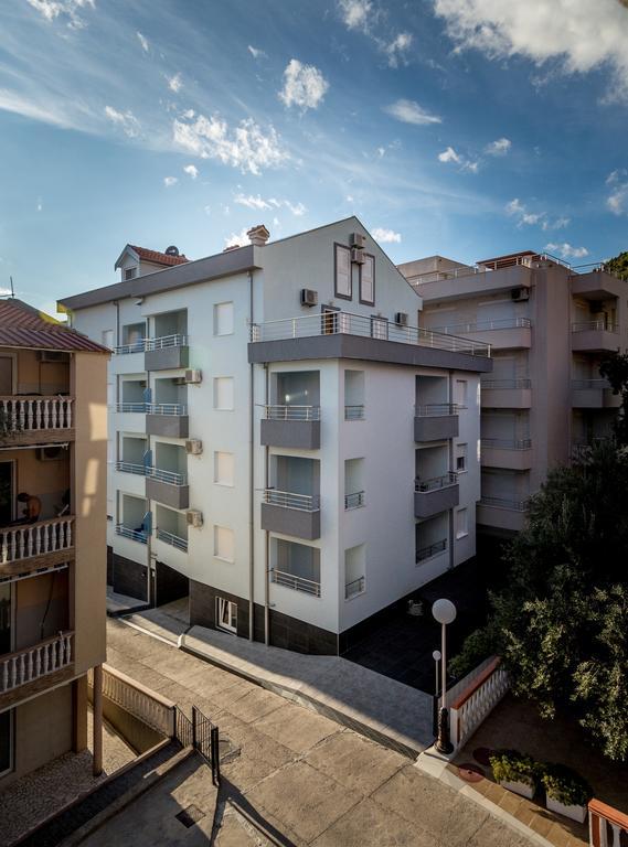 Apartmani Barovic Becici Exterior photo